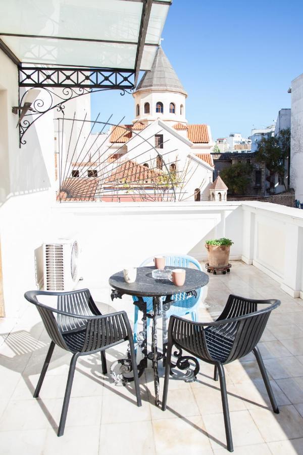 شقة أثينا  في Unique Apt W/ Veranda Walking Distance To Sites المظهر الخارجي الصورة