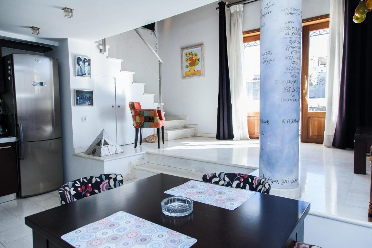شقة أثينا  في Unique Apt W/ Veranda Walking Distance To Sites المظهر الخارجي الصورة
